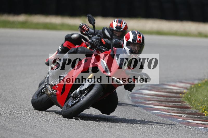 /27 12.06.2025 Ducati Schweiz Trackday Warmup  ADR/gruen-vert/ohne